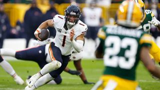 Steelers' Justin Fields Has The Chicago Media Feeling “Bad” For Him After Latest Rumor Surfaces (Steelers News). Photo by John Fisher / Getty Images