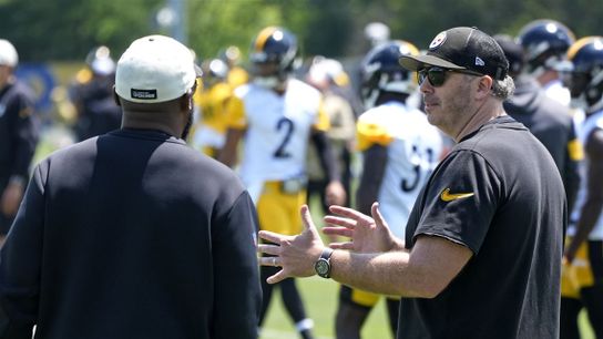 Steelers' Mike Tomlin Reveals Why Arthur Smith’s Adaptability Is Seriously Changing Pittsburgh's Offense In 2025 (Steelers News)