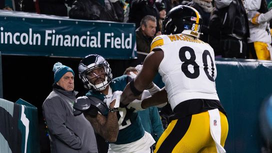 Pittsburgh Steelers' TE Darnell Washington and Eagles' CB Darius Slay get into a scuffle during game in 2024.