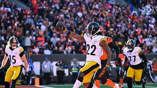 Pittsburgh Steelers RB Najee Harris breaks away for a touchdown against the Cincinnati Bengals in 2024.