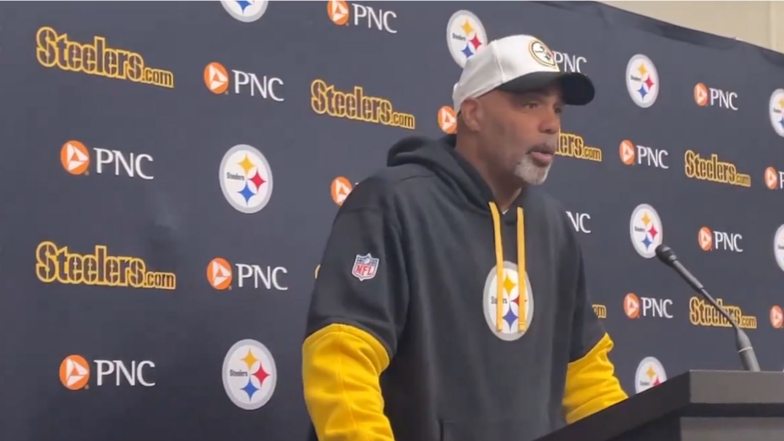 Steelers' Teryl Austin Compares Rookie To Former Pittsburgh First-Round Pick (Steelers News). Photo by X: @C_AdamskiTrib