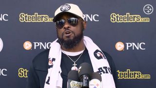 Steelers' Mike Tomlin Sets Record Straight About New OC Arthur Smith: "Assistants Make Suggestions, Head Coaches Make Decisions" (Steelers News). Photo by X: @SteelersLive