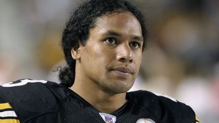 Facing Steelers Legend Troy Polamalu Was Always A Bloodbath For All-Pro RB (Steelers News). Photo by Getty Images