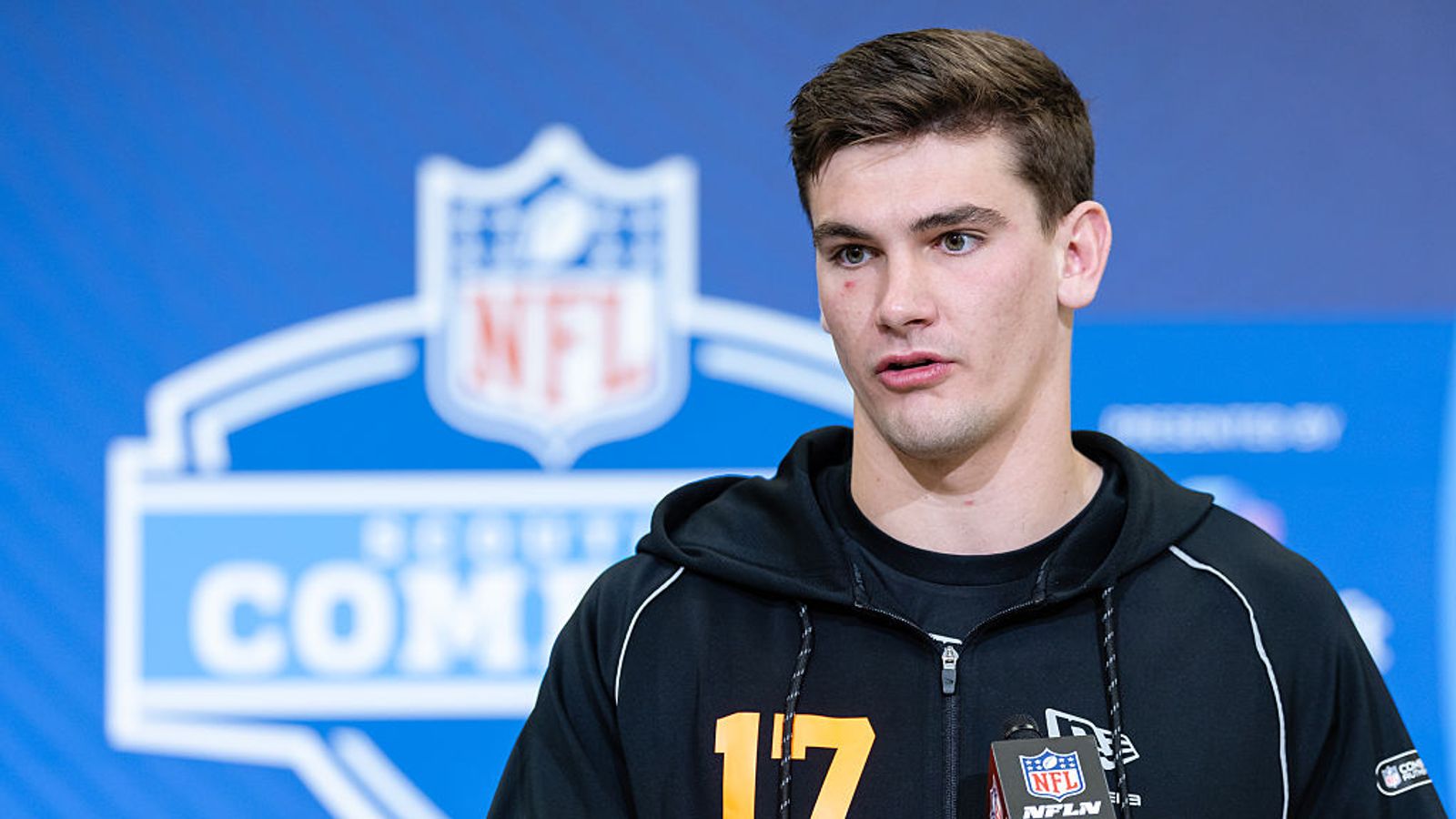 QB Ty Simpson Leaks Important Info On Exclusive Meeting With Steelers' Mike McCarthy (Steelers News). Photo by Michael Hickey / Getty Images