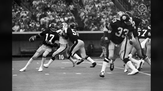 Steelers Joe Gilliam Attempting A Pass Vs Oakland Raiders Week 3, 1974