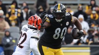 Steelers Look To Have Struck Gold With Darnell Washington Investment Already (Steelers News). Photo by Charles LeClaire / Imagn Images