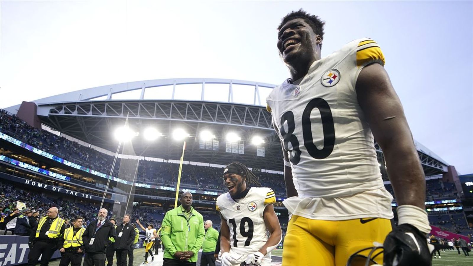 Steelers Tight End Darnell Washington Offers Huge Prop Bet Upside (Steelers). Photo by AP