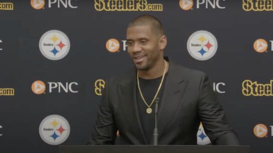 Steelers’ Russell Wilson Gives Amazing Response When Asked About Being In Competition With Kenny Pickett (Steelers News)