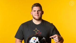 Steelers Rookie Zach Frazier Welcomes The Pressure That Comes With Adding To Pittsburgh's Elite Center Lineage (Steelers News). Photo by Karl Roser / Pittsburgh Steelers