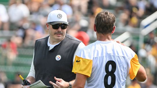 Steelers' Arthur Smith Customizing Playbook For Aaron Rodgers' Strengths  (Steelers News)