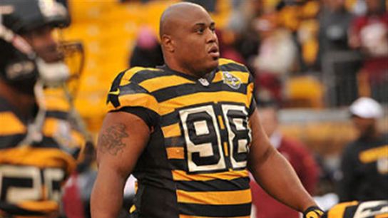 Steelers Legend Casey Hampton Shares Enthusiastic Reaction To Derrick Harmon’s Draft Selection (Steelers News)