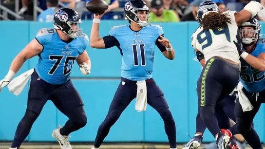 Steelers' quarterback Mason Rudolph throwing during a Titan's game