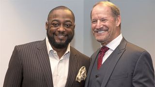 Steelers Great Casey Hampton Shares The Massive Difference Between Mike Tomlin And Bill Cowher (Steelers News). Photo by Pittsburgh Post-Gazette